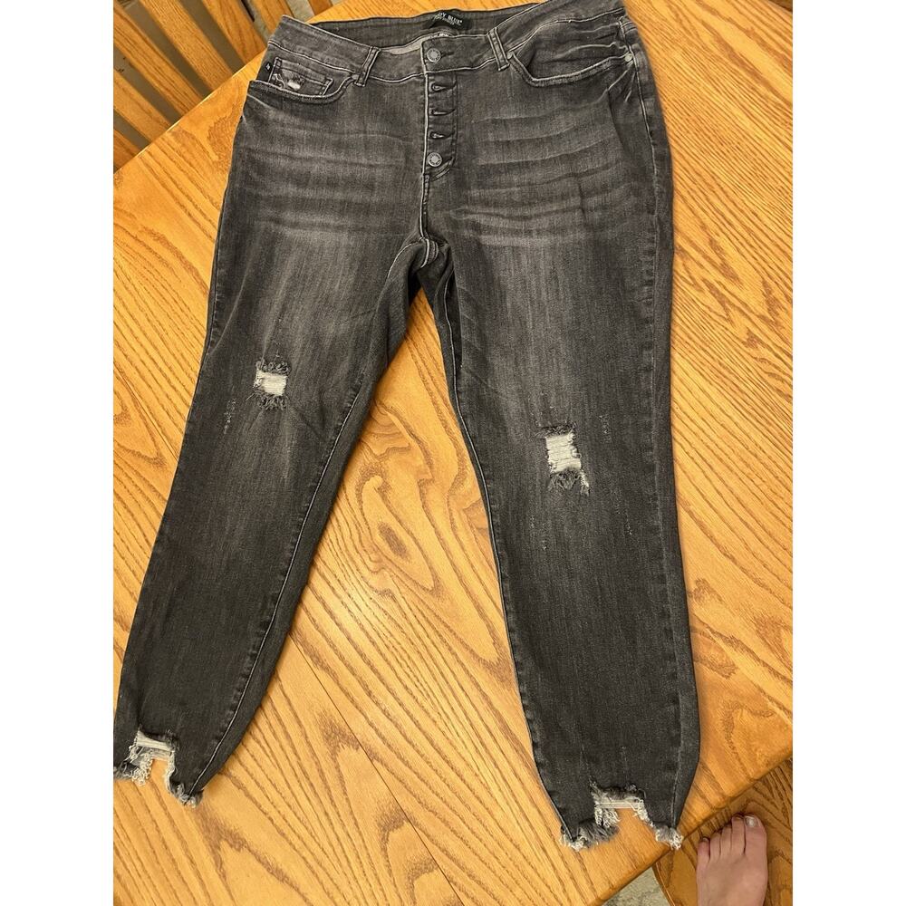 Judy Blue Jeans Womens 18W Gray Distressed Skinny Fit High Rise Stretch Denim